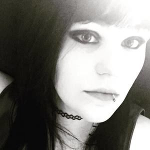 Meet your Posher, Luna